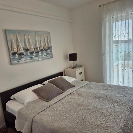 Apartment Danijela No. 2 ノヴァリャ エクステリア 写真