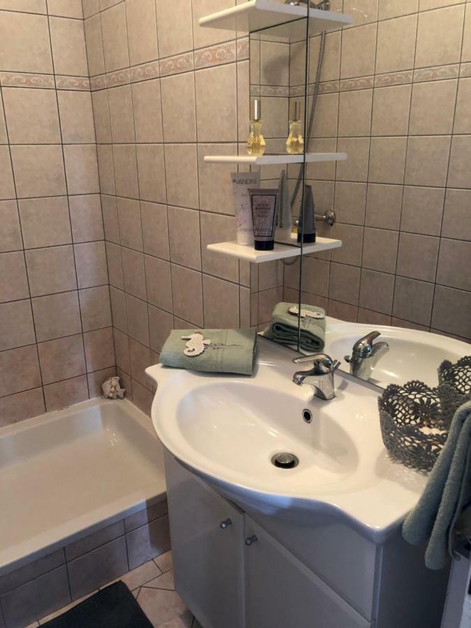 Apartment Danijela No. 2 ノヴァリャ エクステリア 写真